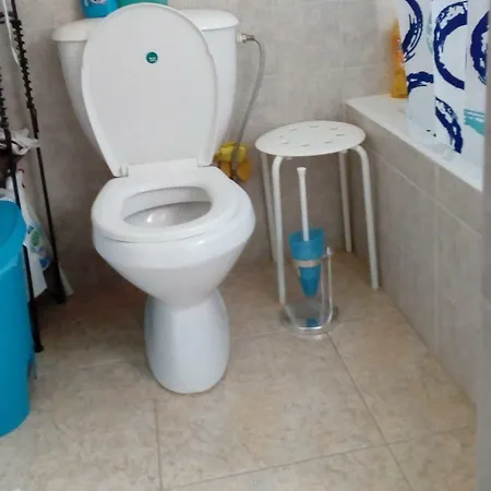 Charis Protaras